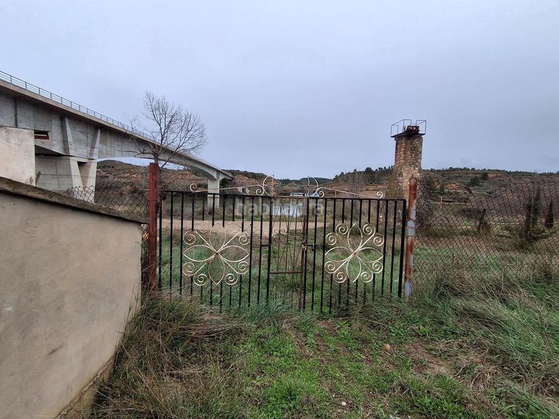 Foto 3422dc13-ced9-4780-b003-6f3e491b9b83. Xalet a Riba-roja d´Ebre