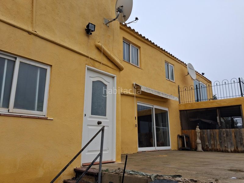 Foto a1e0afd2-2fdc-441c-a291-730a2a7555d2. Xalet a Riba-roja d´Ebre