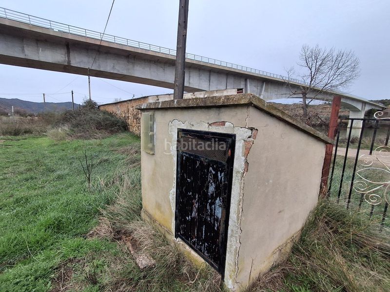 Foto d9332b9c-e025-42f6-98df-be76b62943c1. Xalet a Riba-roja d´Ebre