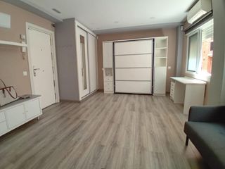 Estudi a Centro Urbano. Estudio en san sebastián de los reyes