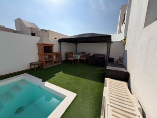 Maison  Calle velazquez. Tu refugio en tahiche piscina privada, vistas al mar y espacio p