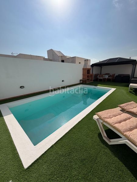 Foto 7aa58c6a-cb85-4f5c-86a1-f93a750251e4. Casa amb aparcament piscina a Tahiche Teguise