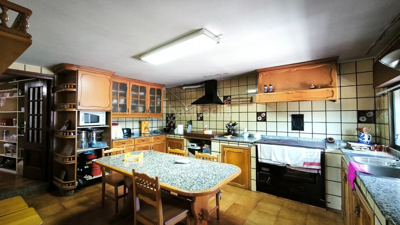 Foto 7aa65f42-8bcb-4127-a1e3-9169d28c6430. Casa amb calefacció aparcament a Lama (A)