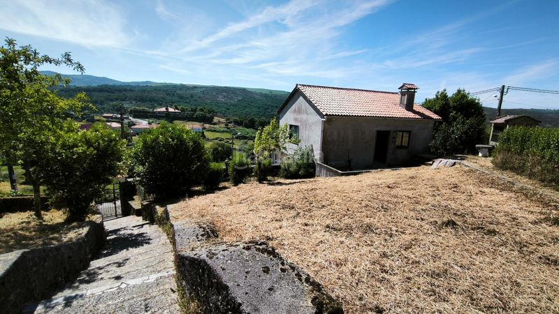 Foto c33a58a3-c2f1-44c6-9470-f777338509e5. Casa amb calefacció aparcament a Lama (A)