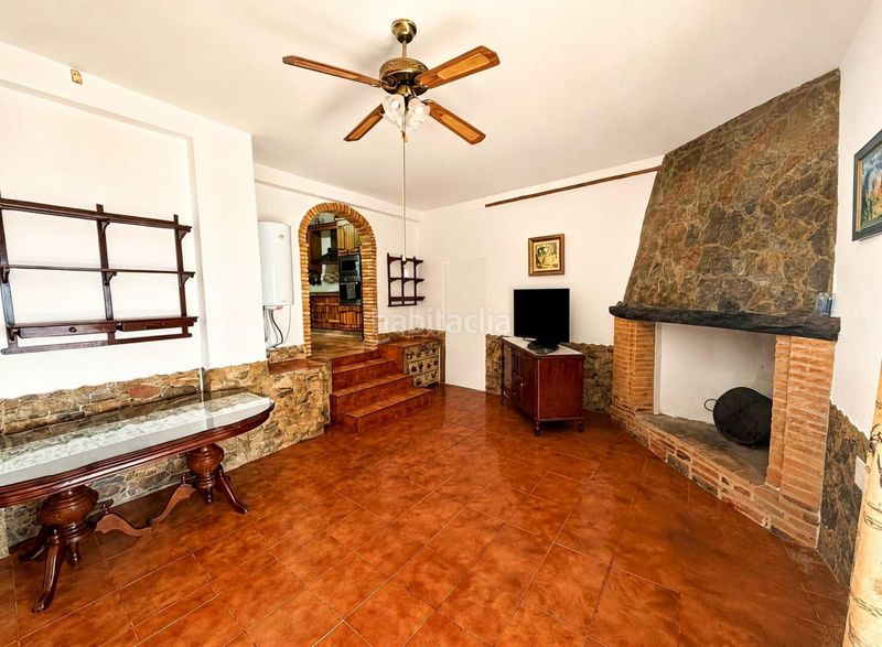 Foto 51d9d478-215a-4ed6-b6cd-78b6b98c0033. Casa amb piscina a Arjonilla