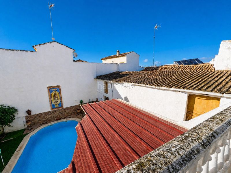 Foto bec52377-d2cf-4a5c-ae1c-34ee2abe6f84. Casa amb piscina a Arjonilla