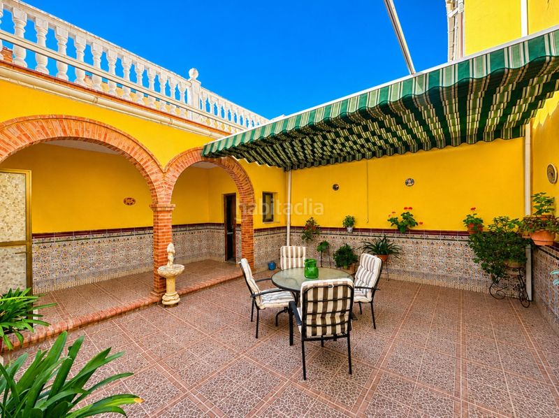 Foto da0ebaf5-3960-4121-bad2-92e141ed9d50. Casa amb piscina a Arjonilla