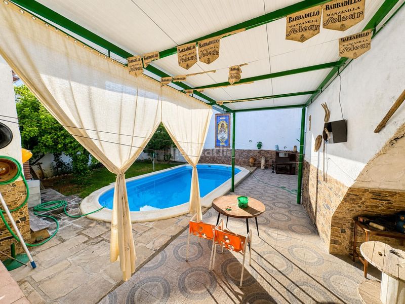 Foto fb53d712-8a8a-45b9-b4ba-2654b061ff2a. Casa amb piscina a Arjonilla