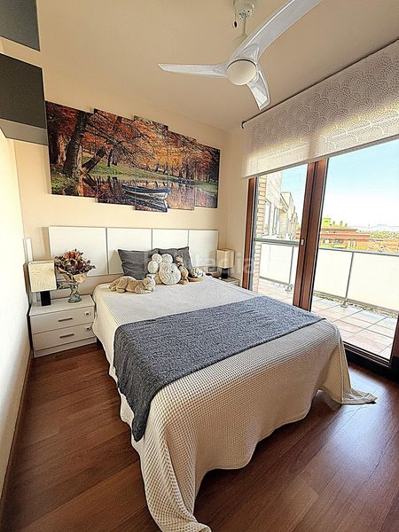 Foto d737a5a5-a68a-4144-822f-6cd689a29d19. Àtic amb calefacció aparcament piscina a Valls