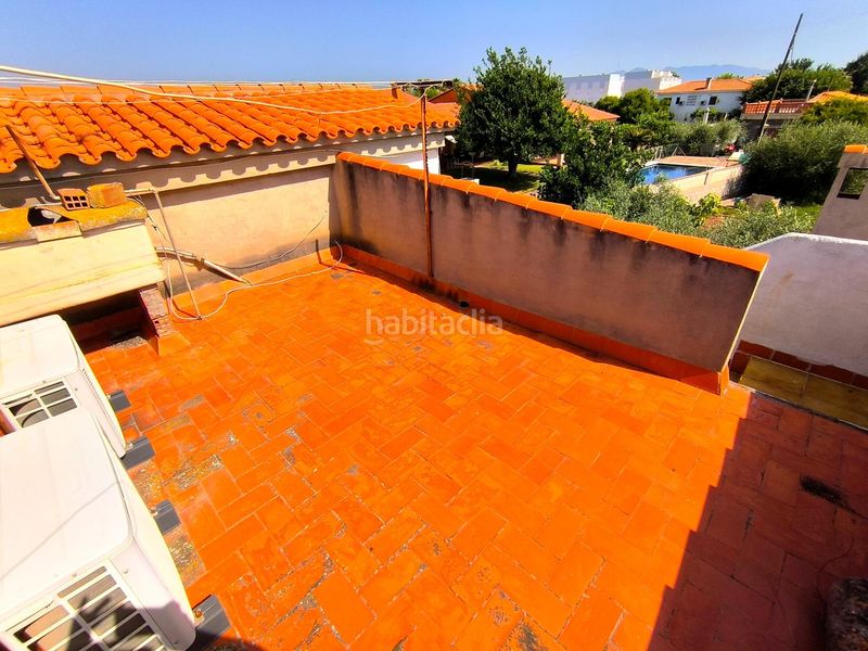 Foto 2866f6d8-ffb2-4430-bfc7-ff68e96df926. Casa amb aparcament a Playa-Ben Afeli Almazora / Almassora