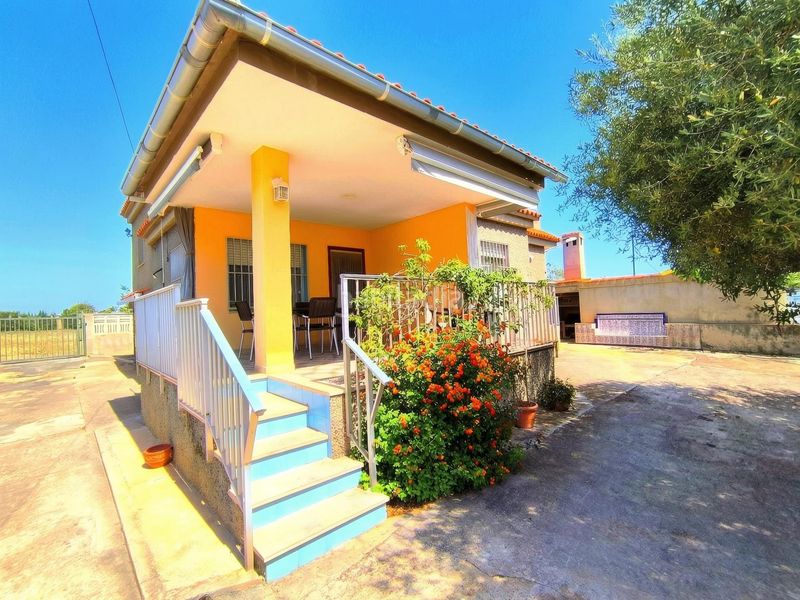 Foto 9d217560-b85b-4cd9-ab7d-5329ff3700ed. Casa amb aparcament a Playa-Ben Afeli Almazora / Almassora