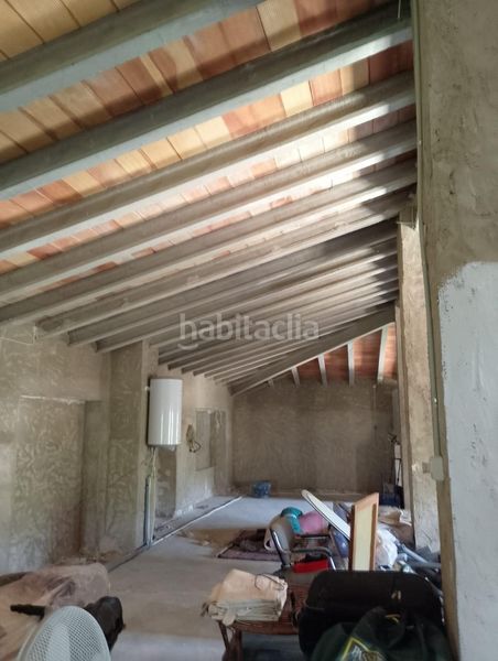 Foto b048a48c-d07d-434c-be20-a25c5af2ac54. Casa amb aparcament a Alfafara
