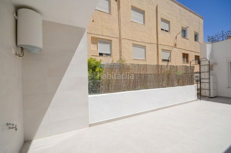 Foto b4ae79bc-4c84-4b9b-96af-7e9a12de8e54. Casa a calle virgen carmen 28 a Macael