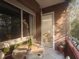 Apartament  Guitard 66. Impecable apartamento reformado en les corts, barcelona  475,000