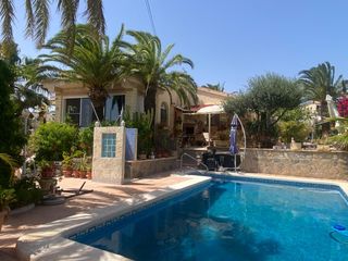 Chalet  Toledo. Chalet independiente con piscina y vistas en ciudad quesada  roj