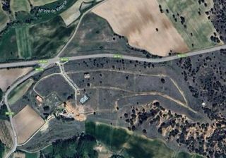 Terreno residencial en Castillejo de Mesleón. Terreno urbano de 14,9 hectáreas a menos de 1 hora de madrid