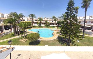 Casa adossada  Avenida monte de sta pola. Espectacular vivienda con 2 terrazas, piscina, garaje y todas la