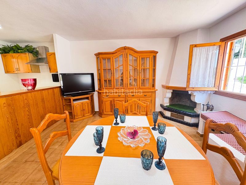 Foto 7730b79a-5345-4581-91e7-5df2ddebf2b0. Casa adossada amb calefacció aparcament a Playa Flamenca Orihuela
