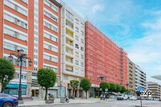 Pis  Avenida buenavista. Piso en avenida buenavista 14, oviedo