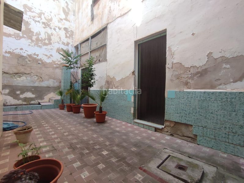 Foto 35f334a6-f52b-4ce7-af18-9be74a3e400c. Casa a Plaza Castelar - Mercado Central Elda