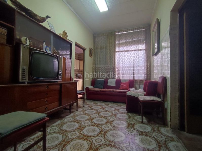 Foto 804a8d5e-1305-4aa4-bf92-932345f1b2ea. Casa a Plaza Castelar - Mercado Central Elda