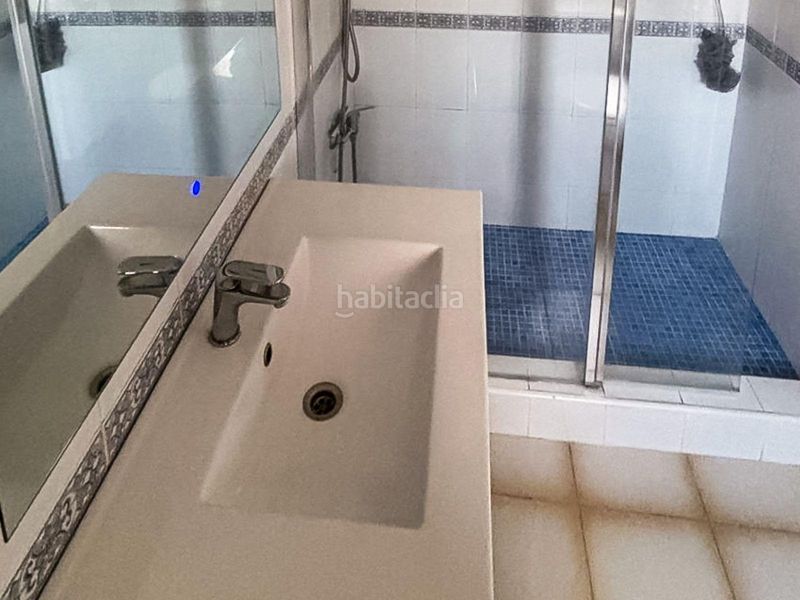 Foto d6d6b24e-16d3-4b9c-91d4-46b0725df544. Xalet amb aparcament piscina a Busot