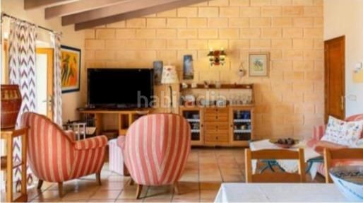 Foto c2a6f22f-0265-4292-b9cc-c5003231ee9f. Edificio casa señorial histórica edificio con unidad comercial viviendas 2 viviendas mallorca cerca del mar. en Capdepera