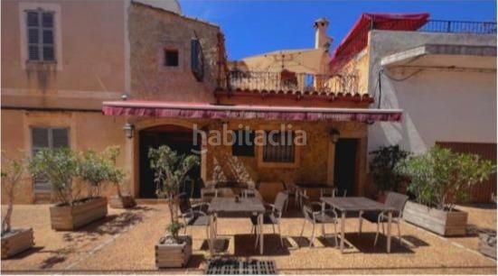 Foto e7f76a8f-9ab1-4a3b-9d3c-9c1aab434838. Edificio casa señorial histórica edificio con unidad comercial viviendas 2 viviendas mallorca cerca del mar. en Capdepera
