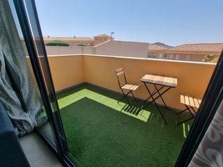 Lloguer Estudi  Calle higueras de las (env) 93. Estudio con dormitorio independiente, terraza, garaje y piscinas