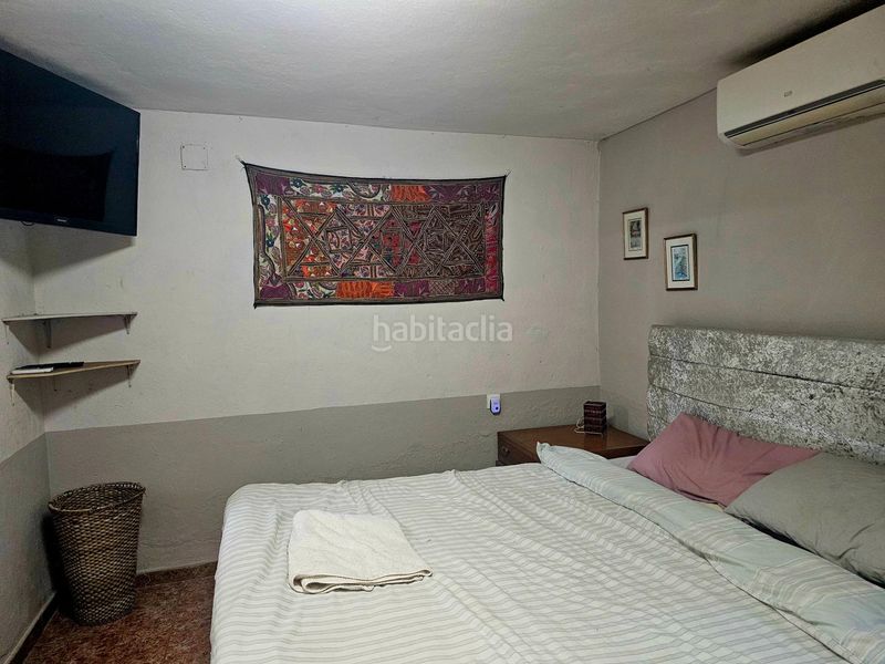 Foto da5885f4-0c8e-44e1-a57e-6596c9c6b7fd. Xalet amb aparcament a Guaro
