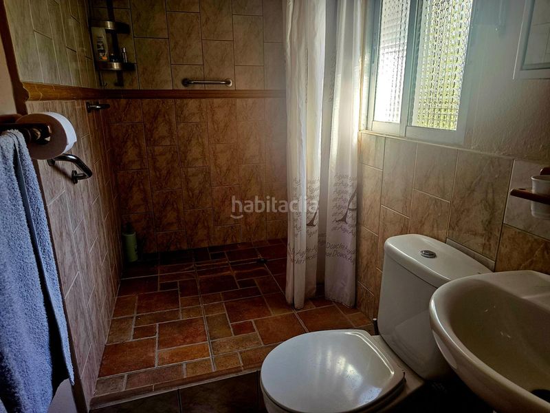 Foto e09eeb25-4a5a-4381-b43b-5466eba543c6. Xalet amb aparcament a Guaro