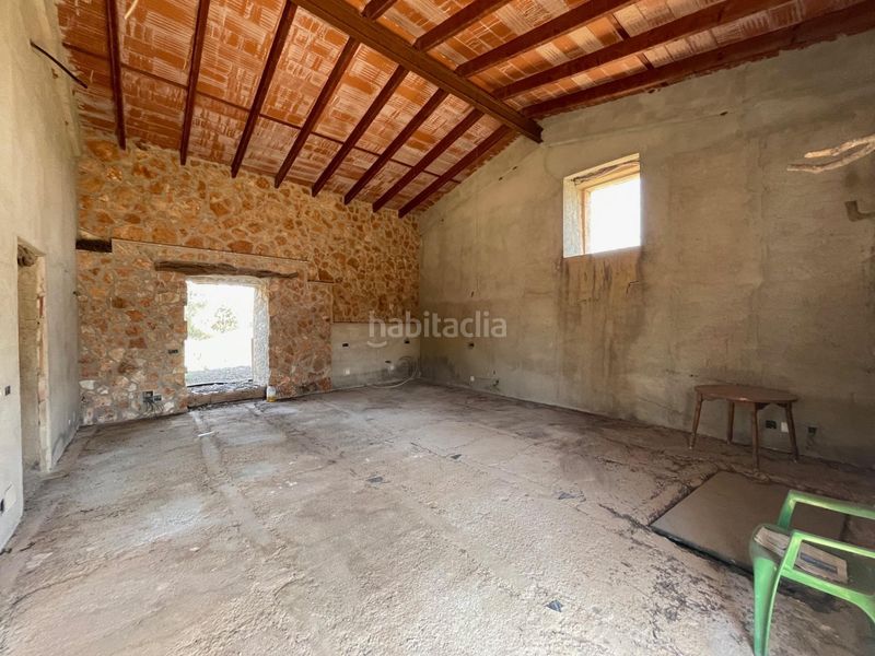 Foto 074a21c7-0ba6-4c2e-9145-bca98de205c1. Masia a Llucmajor interior Llucmajor