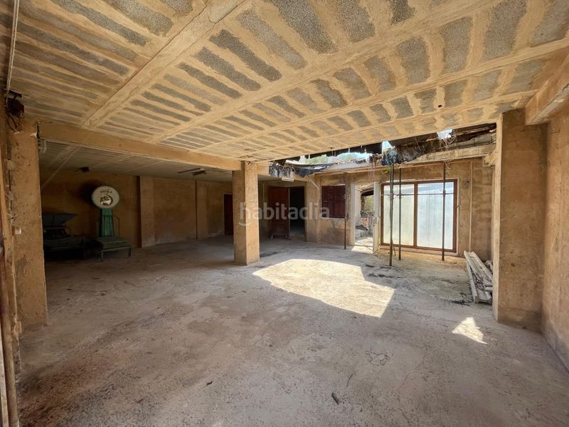 Foto fe72691e-6528-4975-b1ca-a4b07413460e. Masia a Llucmajor interior Llucmajor