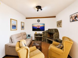 Etagenwohnung in Centre. Piso de 151 m2 con terraza y vistas al mar en el centro de areny