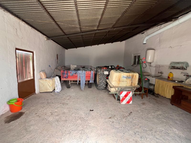 Foto 10a815aa-ad18-492c-9b12-06c3020b464a. Casa adossada amb aparcament a Tobarra