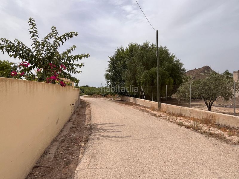 Foto b2c6217e-931f-4cda-8e20-fef2cdba64ab. Casa adossada amb aparcament a Tobarra