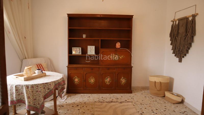 Foto ef61b2bc-d73b-40f8-b540-d84a1c5ca809. Casa adossada amb aparcament a Tobarra