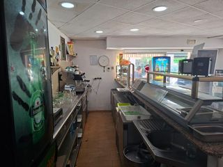 Transfer Business premise in Mont Olivet. Traspasar un bar para trabajar y ganar aquí está!