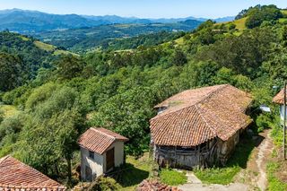 Bauernhof in Infiesta, la 17. Ocasión única. casa rural tradicional asturiana en piloña en un