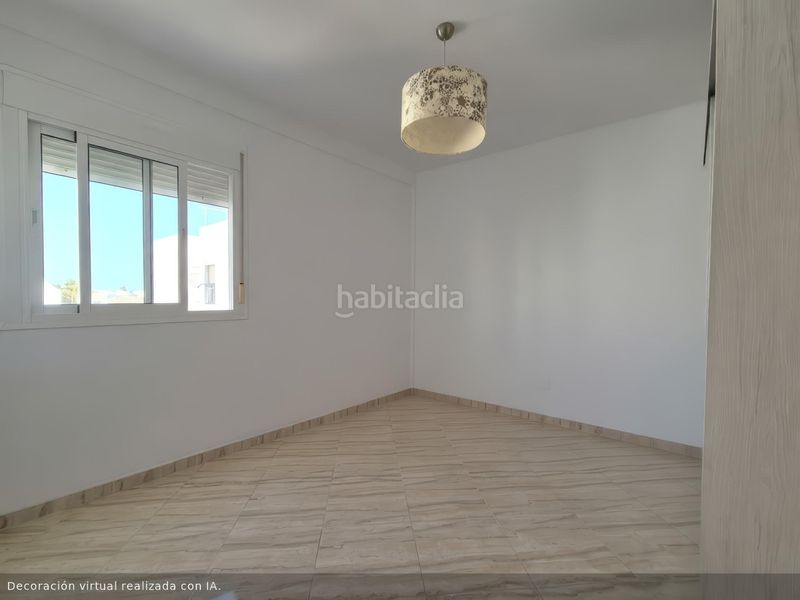 Foto d92186ae-362a-40f9-b6c1-ed3025523d55. Pis a Centro Estepona