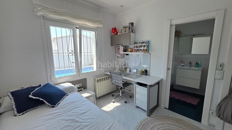 Foto 094c3728-ce79-434f-9d13-e2dcdc0463da. Casa amb calefacció aparcament piscina a Port - La Clota - Puig Sec Escala (L´)