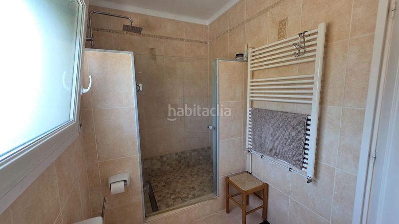 Foto 989cf98a-c979-449f-938b-99d8857a1cc9. Casa amb calefacció aparcament piscina a Port - La Clota - Puig Sec Escala (L´)