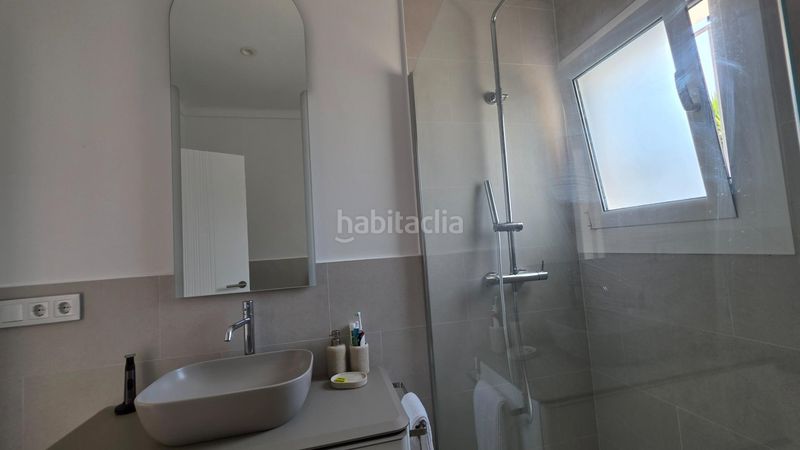 Foto b83bda50-1844-4374-9372-d1d29aa18e73. Casa amb calefacció aparcament piscina a Port - La Clota - Puig Sec Escala (L´)