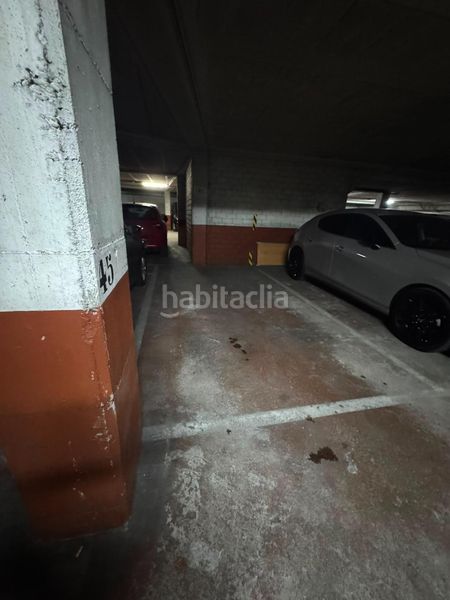 Foto b8469390-47c9-4c18-a891-559b521b8241. Pis amb aparcament a Marín