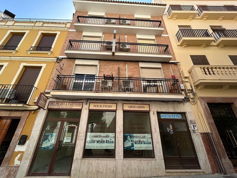 Foto 9ba3d0c7-ebef-4eff-888f-6902bd0c8fe0. Edificio in Centro Antequera