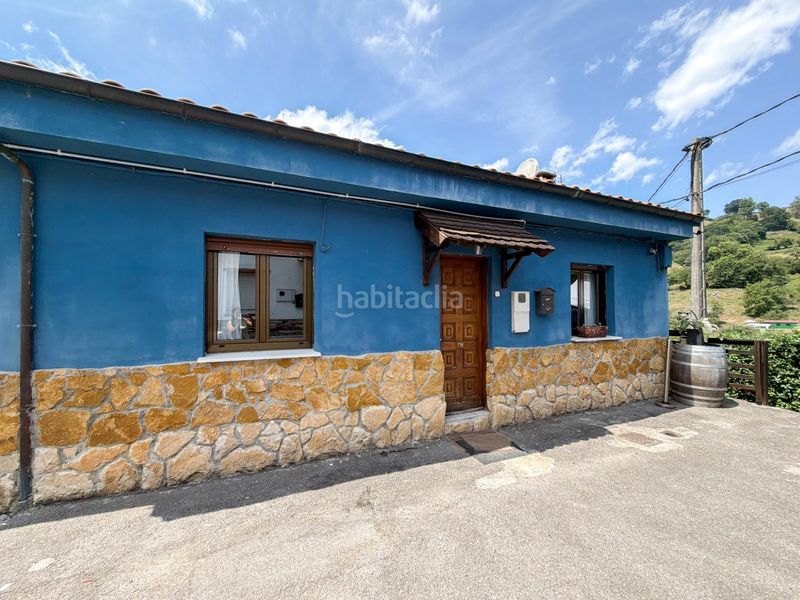 Foto 2c0c2065-c1c9-46c5-8fd8-6e7c55cb3c11. Casa amb calefacció aparcament a Parroquias Sur - La Manjoya Oviedo
