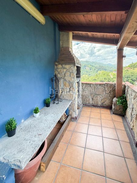 Foto 3d8e5eb3-9b61-49fd-8fbe-2288d66d58ce. Casa amb calefacció aparcament a Parroquias Sur - La Manjoya Oviedo