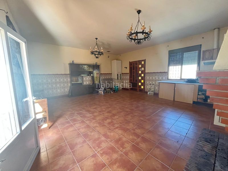 Foto ff71a4c8-2c81-435b-85ab-6b221e13bc00. Casa amb calefacció a Torralba de Calatrava