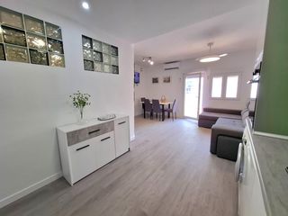 Rent Flat  Calle capri 18. Vive a solo 400 metros de la playa!  alquiler de larga temporada