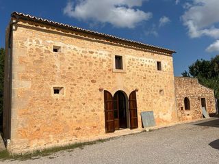 Casa en S´Alquería Blanca - Calonge. Magnífica y auténtica finca de 5 dormitorios muy cerca de santan
